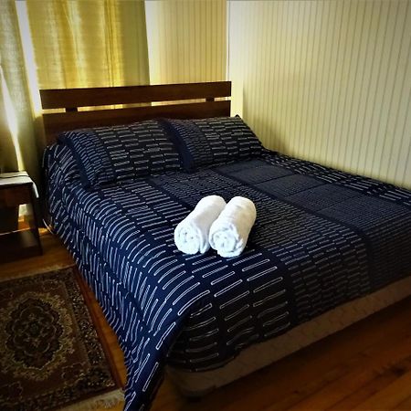 Patagonia Hostal Alojamiento Familiar 巴拉斯港 外观 照片